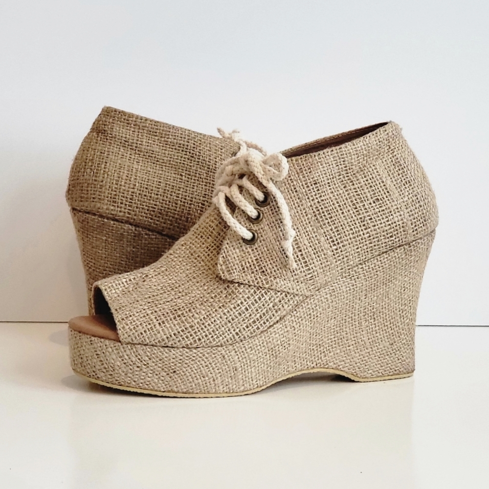Isabelle moon NWOT size 6